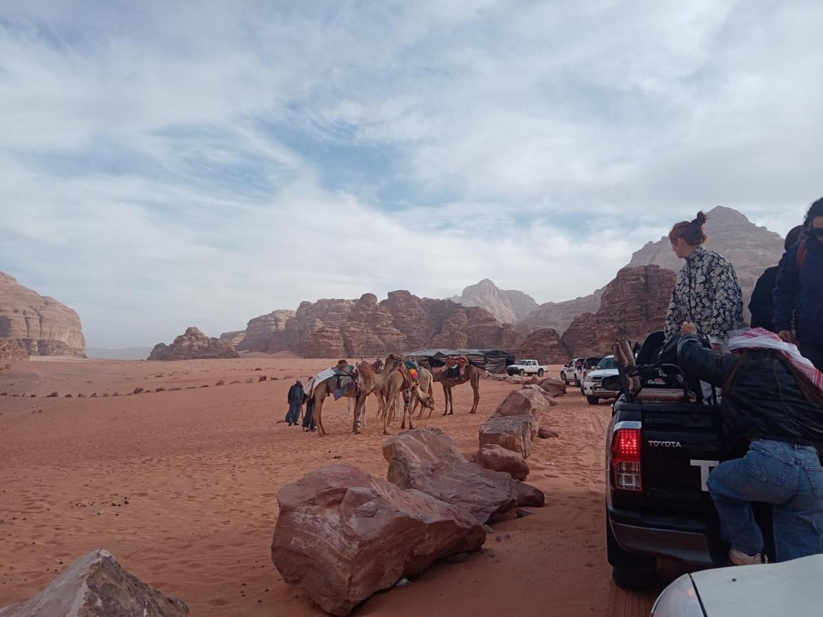 Zarb Desert Camp Wadi Rum Luaran gambar
