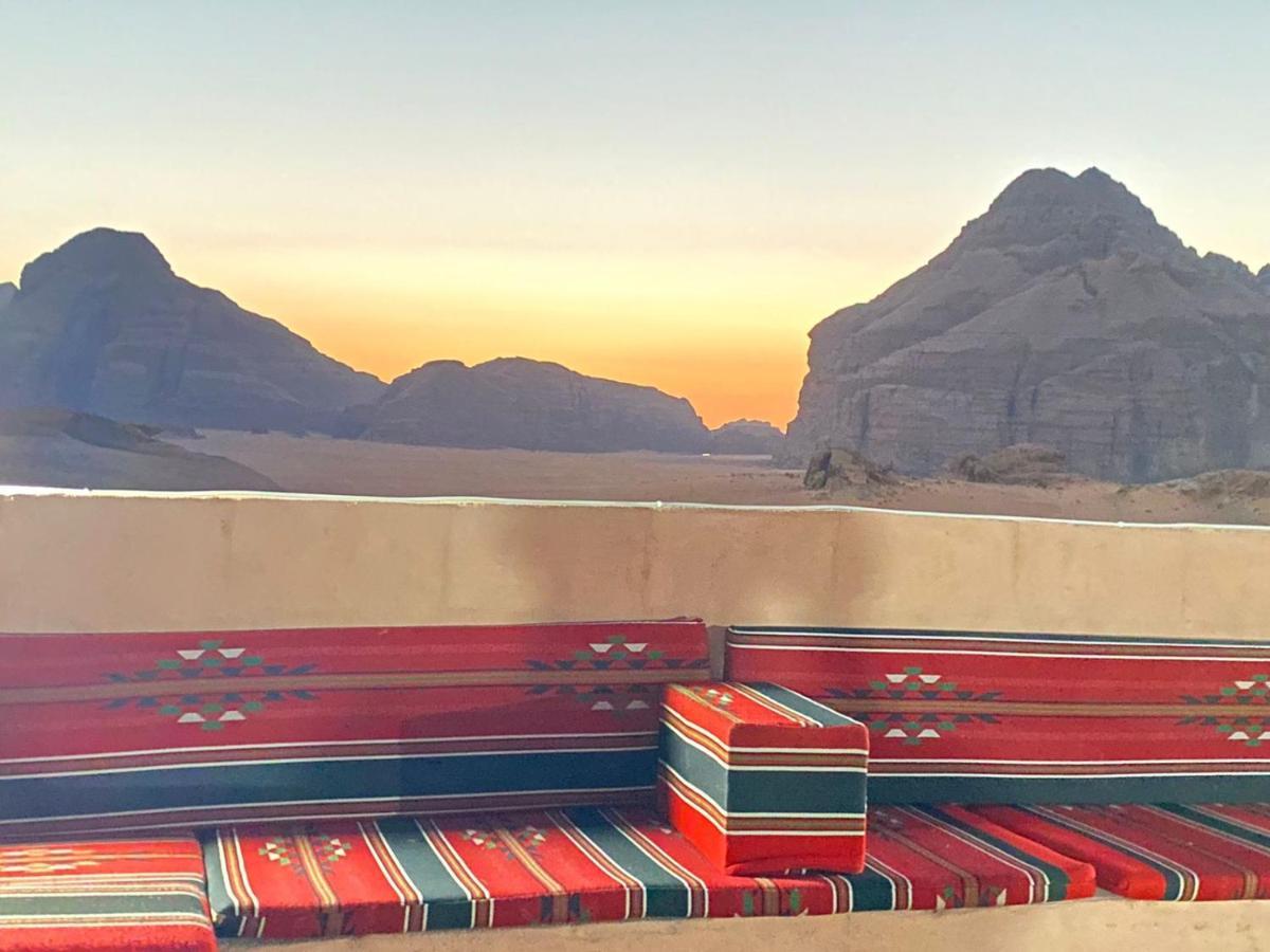 Zarb Desert Camp Wadi Rum Luaran gambar