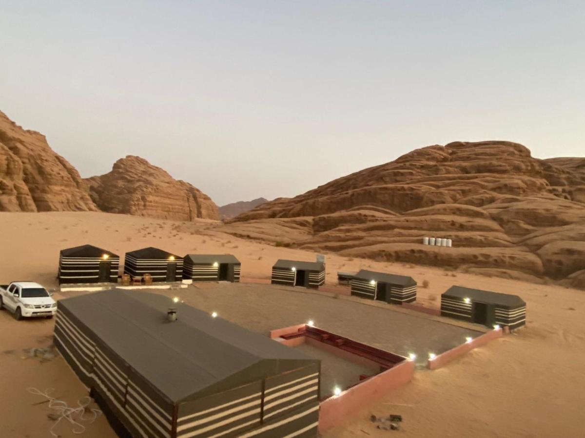 Zarb Desert Camp Wadi Rum Luaran gambar