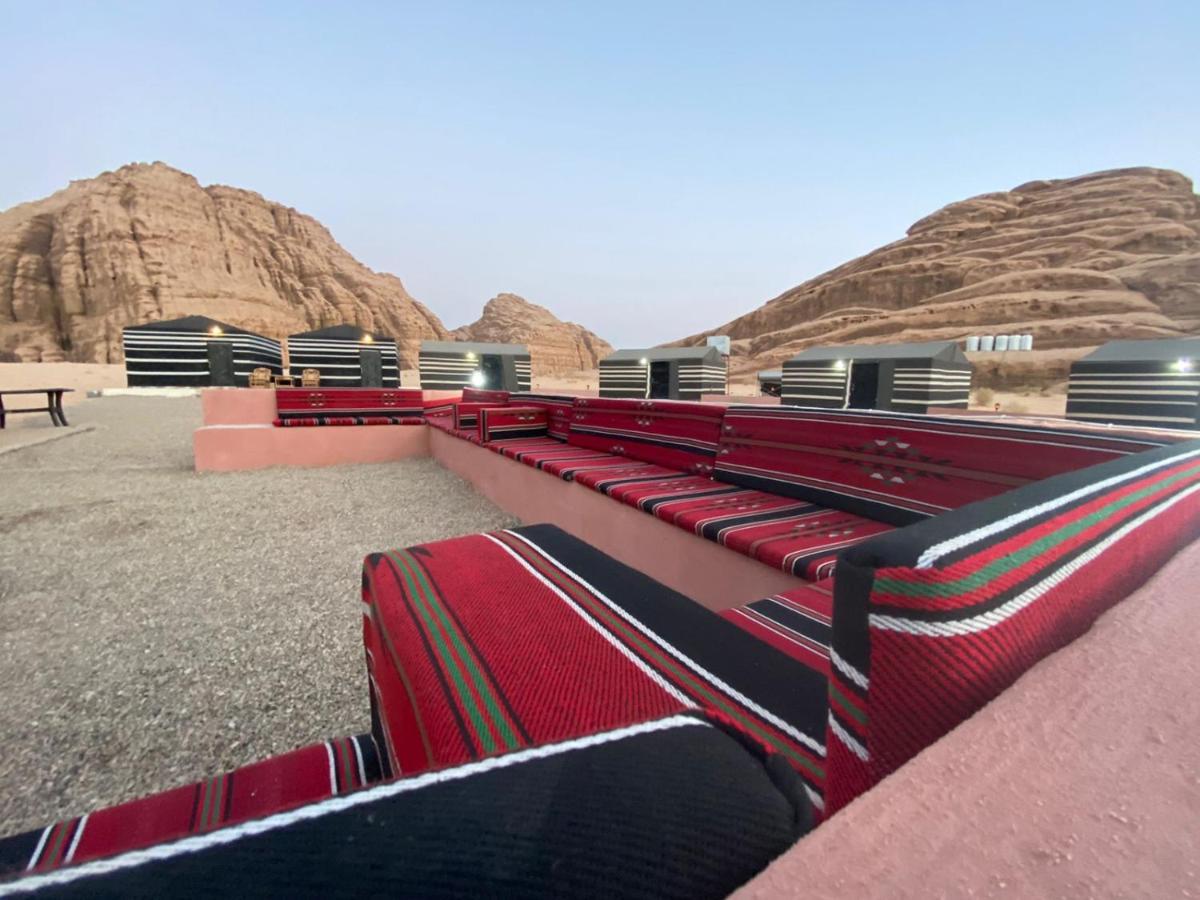 Zarb Desert Camp Wadi Rum Luaran gambar