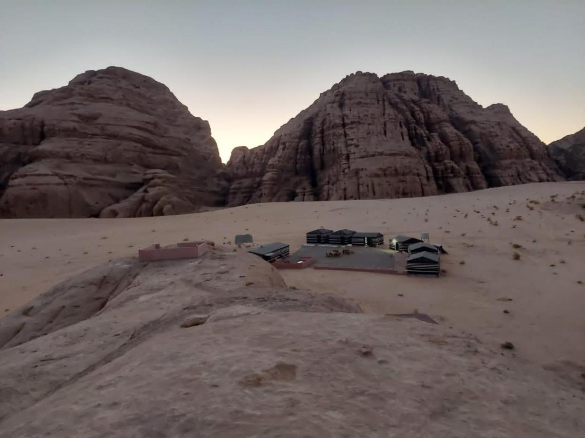Zarb Desert Camp Wadi Rum Luaran gambar